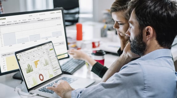 Solutions Vehicle Analytics Banner -611903786 2